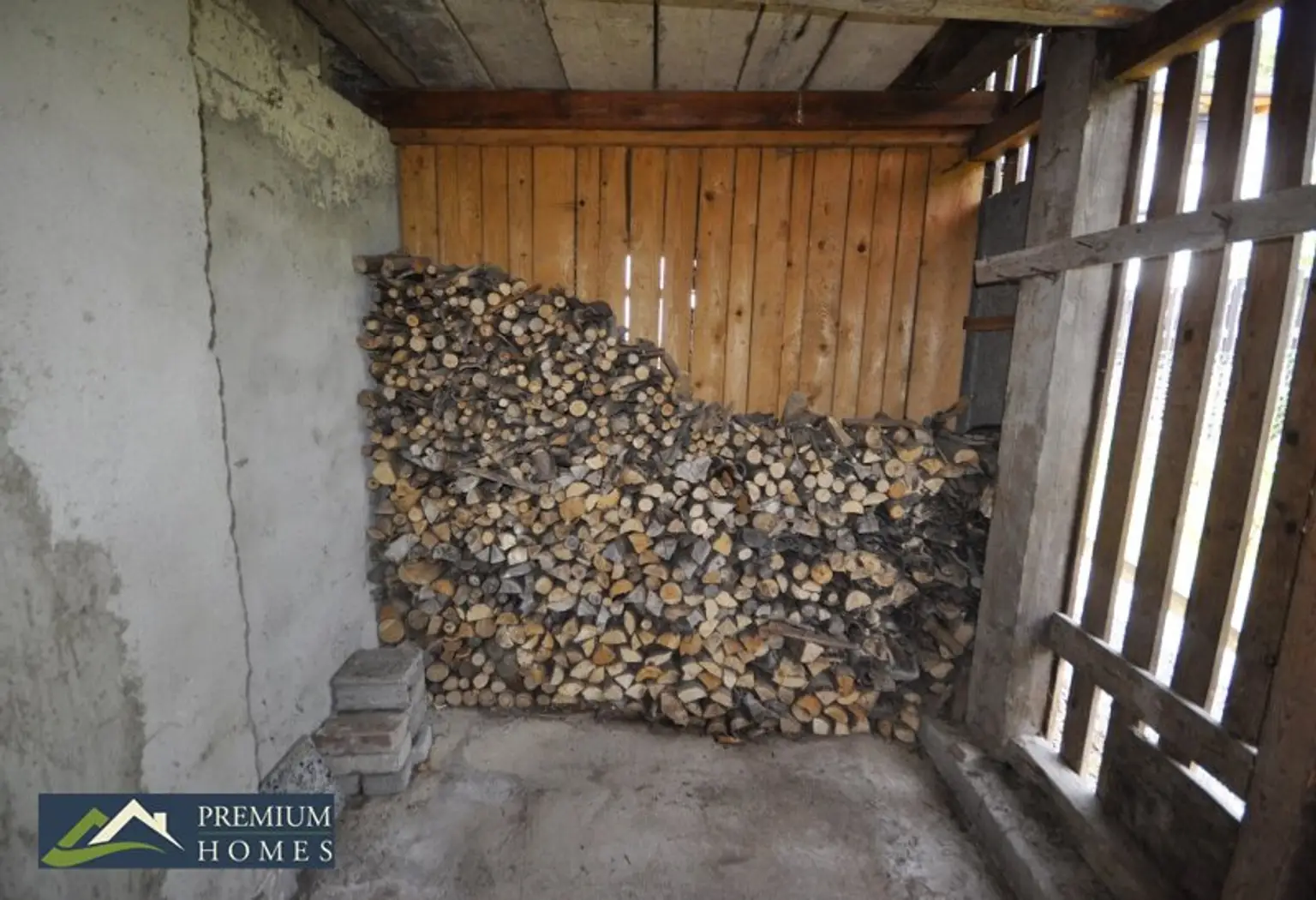 BREITENBACH am Inn - Holzlager