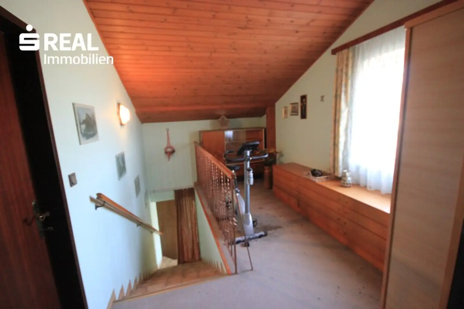 Dachgeschoß Galerie