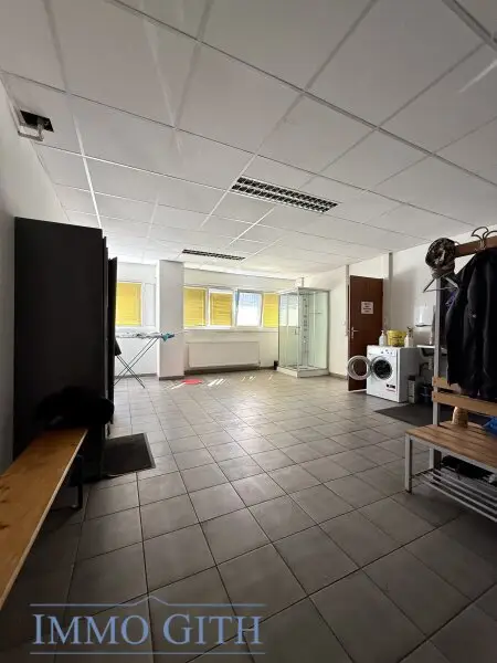 950 m² Lager + 355 m² Büro in 1230 Wien (Talpagasse) zu mieten! – Top-Anbindung, videoüberwacht, flexibel nutzbar