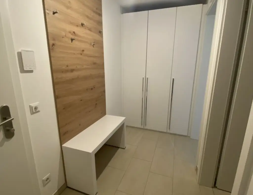 Kapitalanlage: Teilmöblierte Garconniere mit kleinem Garten in Morzg - derzeit vermietet!