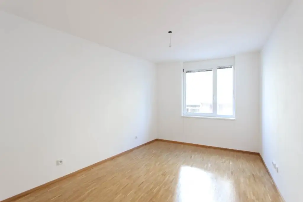 Kompakte 3-Zimmer mit Loggia!