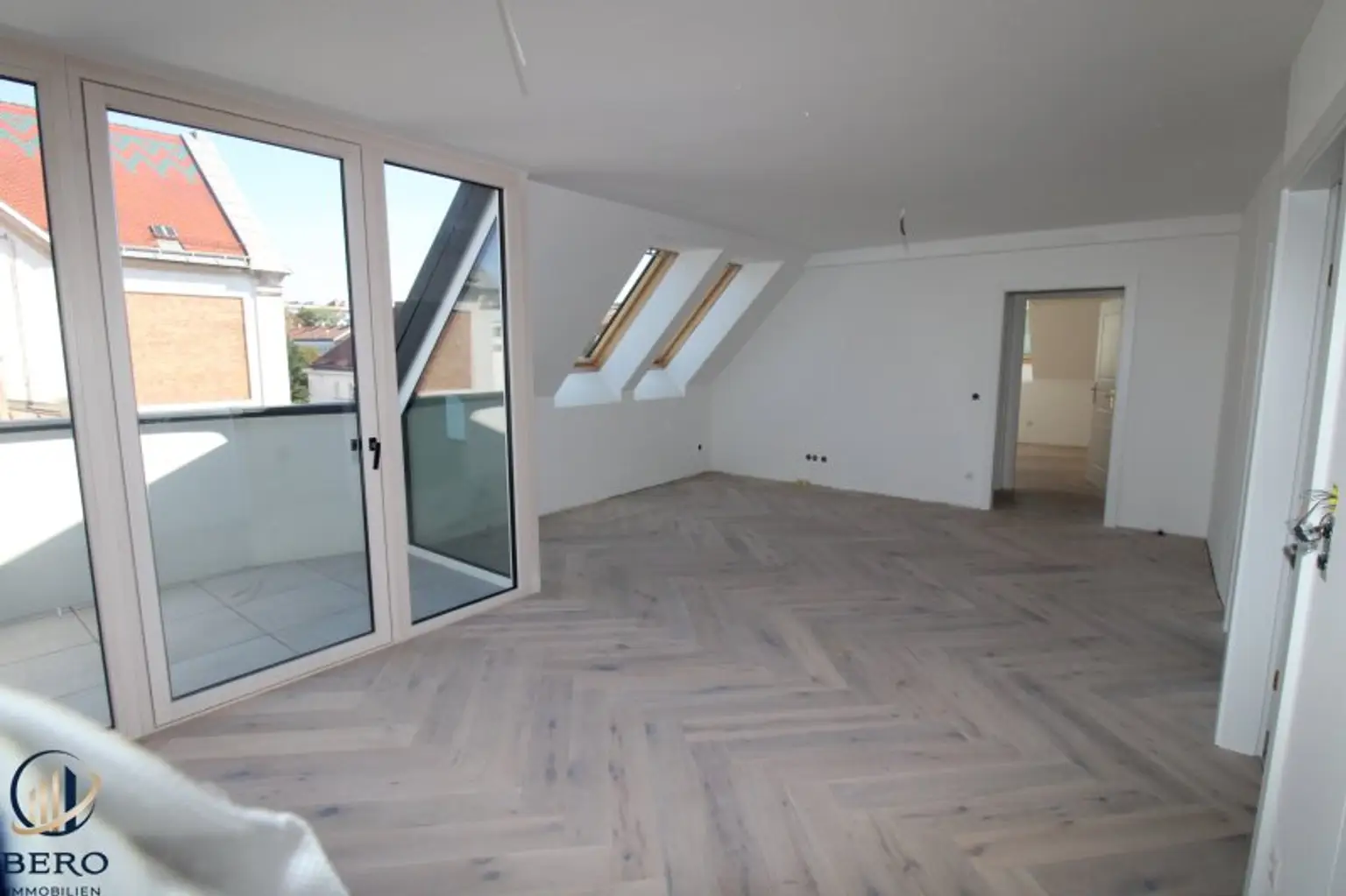 Provisionsfreie Dachgeschoßwohnung am Gruschaplatz!