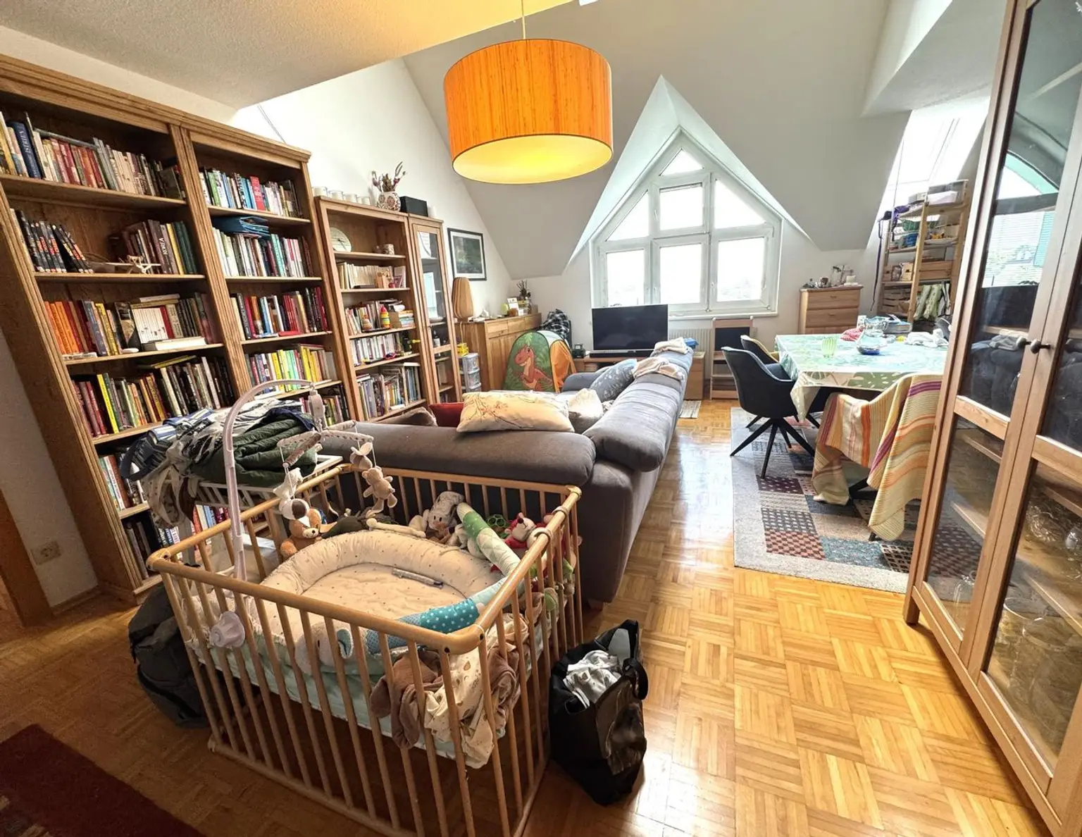 Tolle 4 1/2 Zimmer Familien-Maisonette - 2 Garagenplätze bei der Fußgängerzone Mödling!