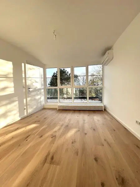 Wohnen mit Weitblick: Stilvolle 2-Ebenen-Wohnung mit Terrassen in der Sieveringerstraße