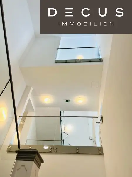 RESIDIEREN AM STADTPARK | ELEGANTE DACHGESCHOSSWOHNUNG | RUHIGE HOFSEITIGE 12 m2 TERRASSE | 4 ZIMMER | 2 BÄDER