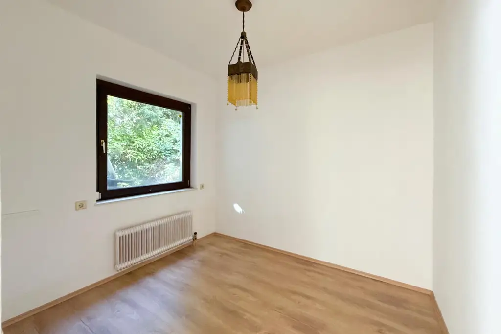 Traumhaftes Gartenparadies in Maurer BESTLAGE