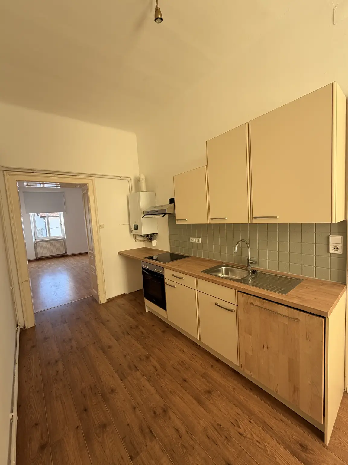 2 Zimmer Wohnung in Baden