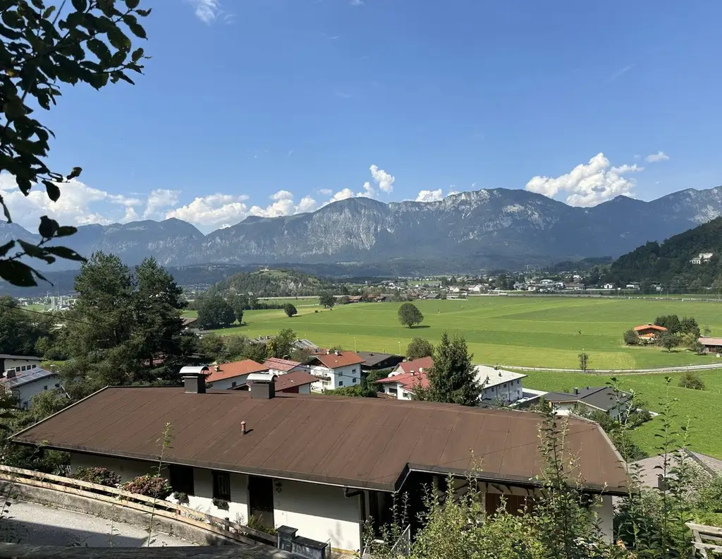 Freizeitwohnsitz mit Panoramablick - Grundstück mit Altbestand in Wörgl, Tirol
