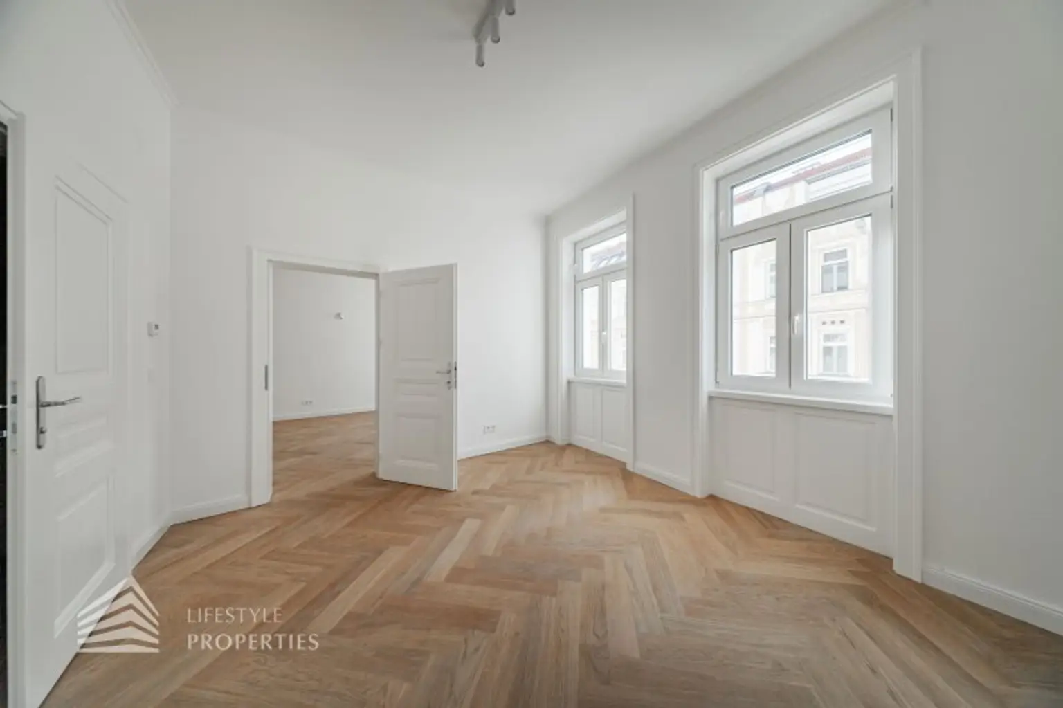 Heller 4-Zimmer Erstbezug mit Balkon, Nähe Meiselmarkt