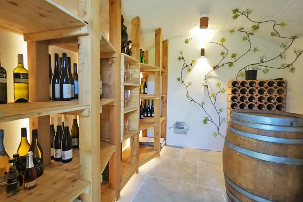 Luxus im Grünen: Architektenvilla mit mediterranem Flair und Alpenpanorama