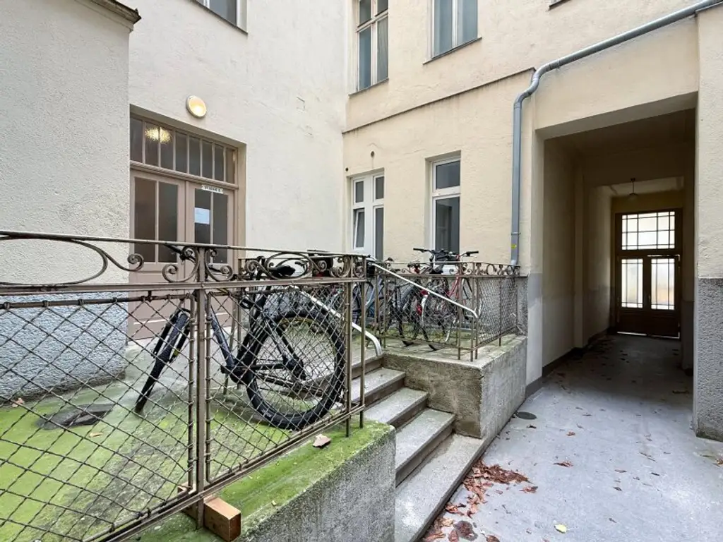 Top-sanierte Stadtwohnung mit Kellerabteil – im 4. Bezirk