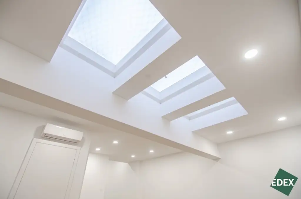 Moderne Büro-/Praxisfläche mit hochwertiger Ausstattung!