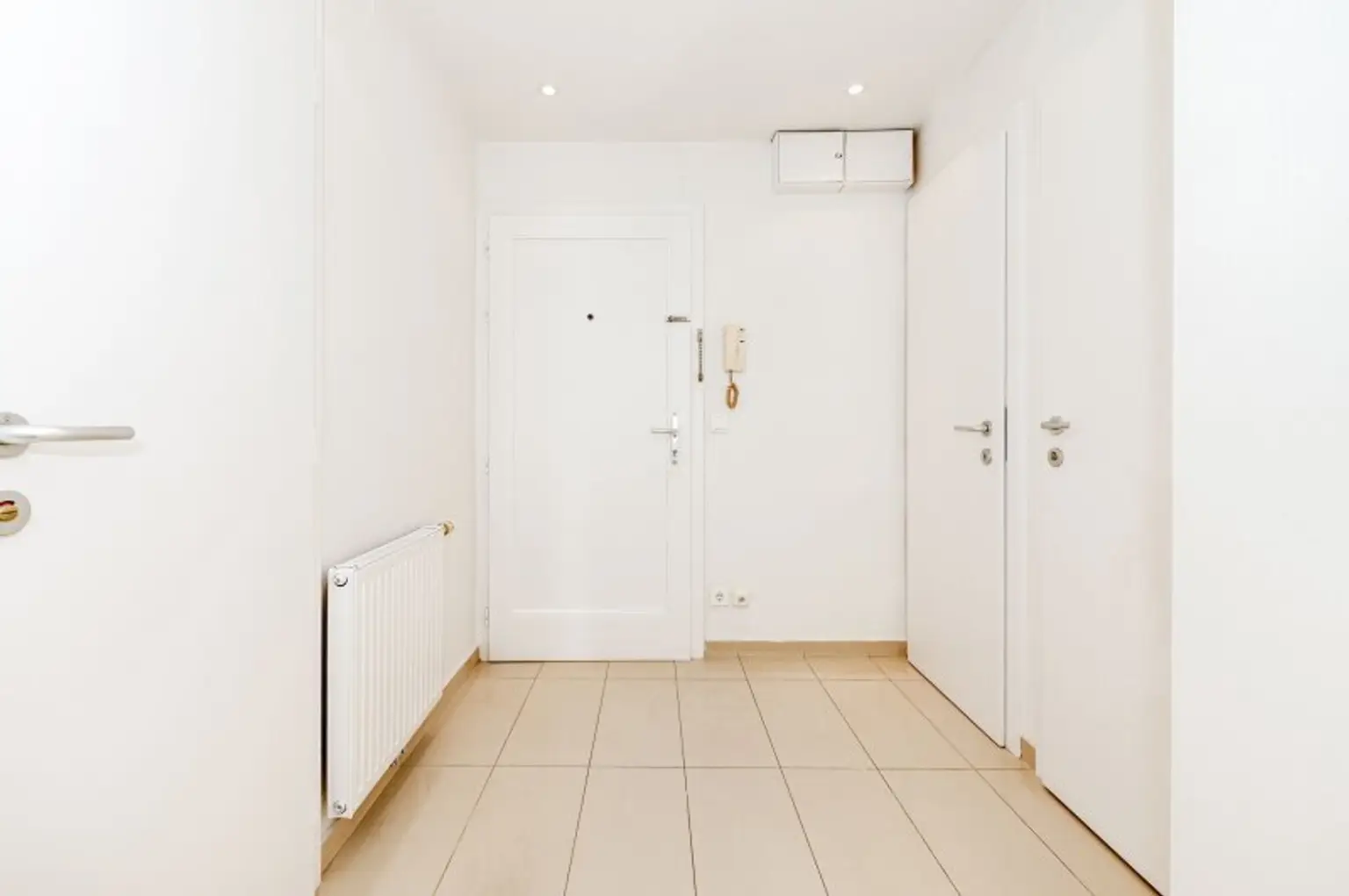 Nahe Schönbrunn! Hofseitige 2-Zimmer-Wohnung im 15. Bezirk zu vermieten!