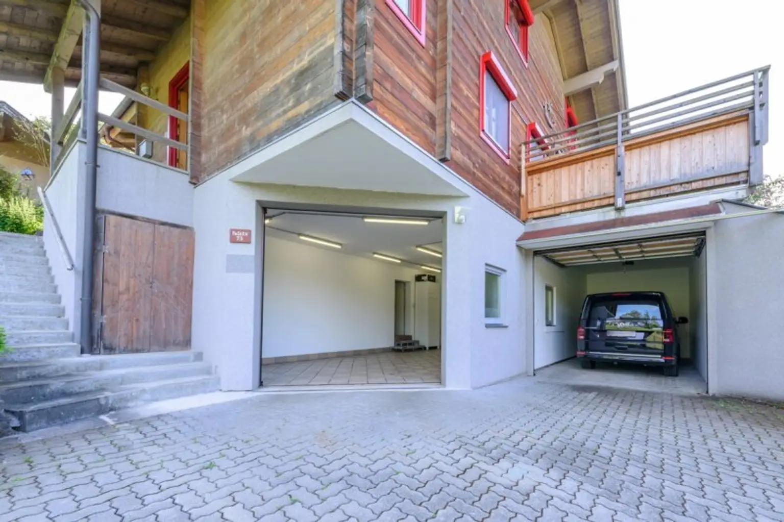Luxuriöses Wohnhaus in ökologischer Holzbauweise