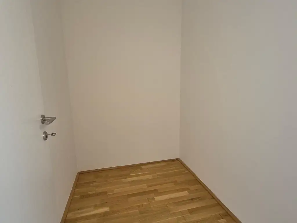 TOP AUSGESTATTETE 3 ZIMMERWOHNUNG IN JUDENAU