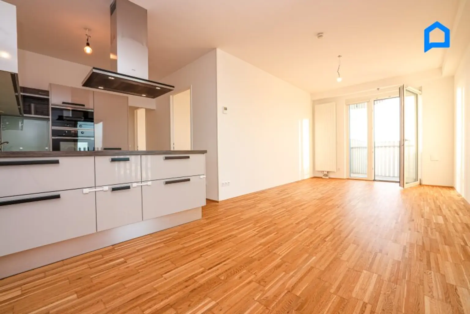 * CITY GATE TOWER * Weitblick über Wien * helle 3 Zimmer * große Loggia* Balkon* Top Küche* Klimaanlage *