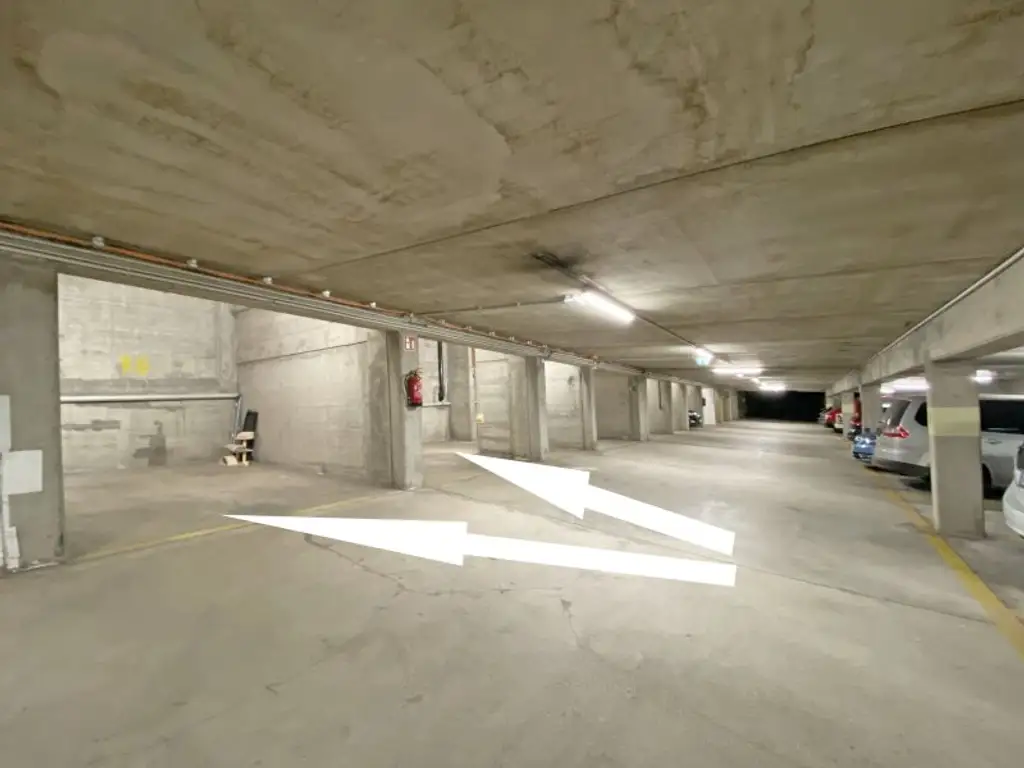 Zentral gelegene 5 Zimmer! Zu Fuß ins Sacre Coeur, 15 Minuten nach Hütteldorf