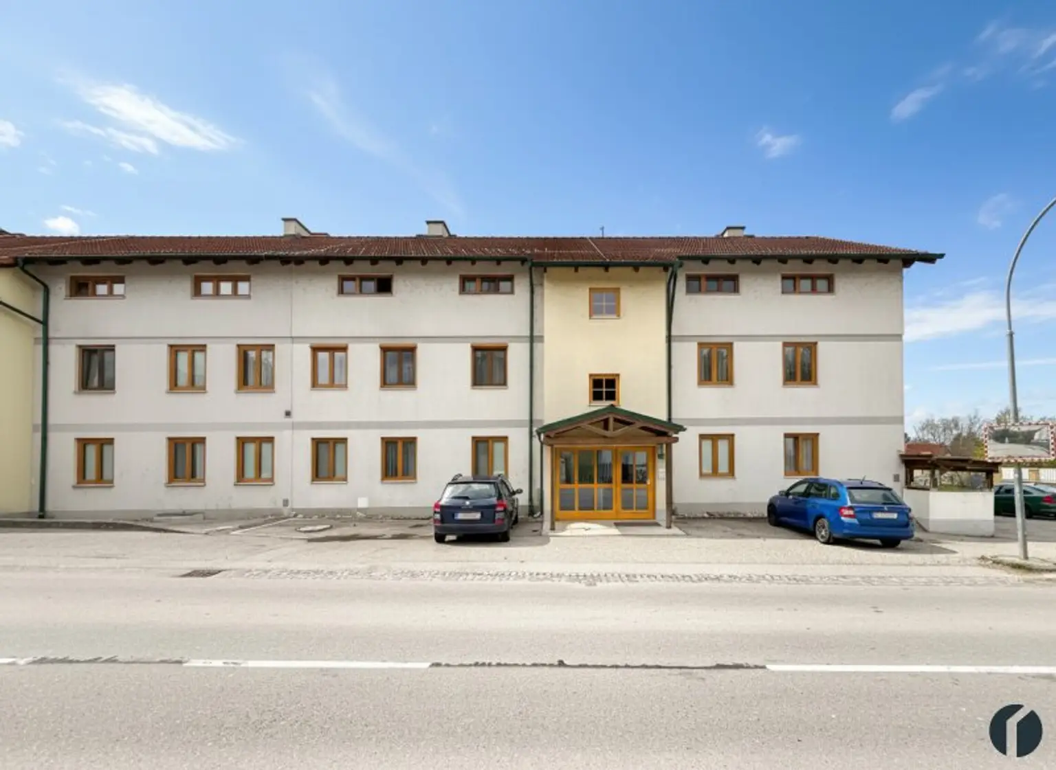 Außenansicht von der Straße aus