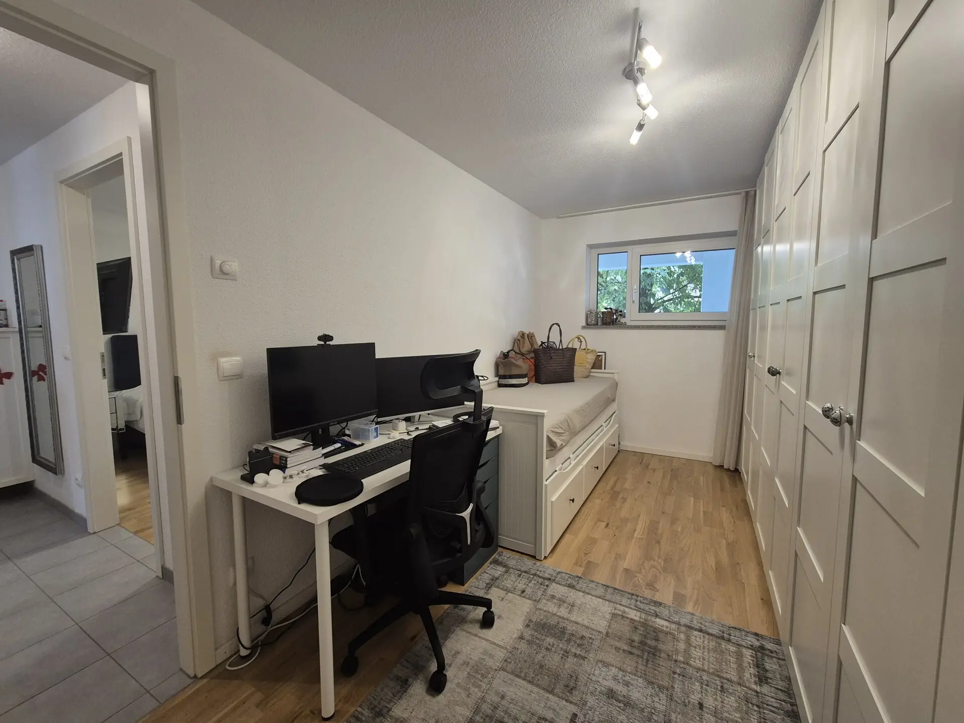 Büro/Kinderzimmer