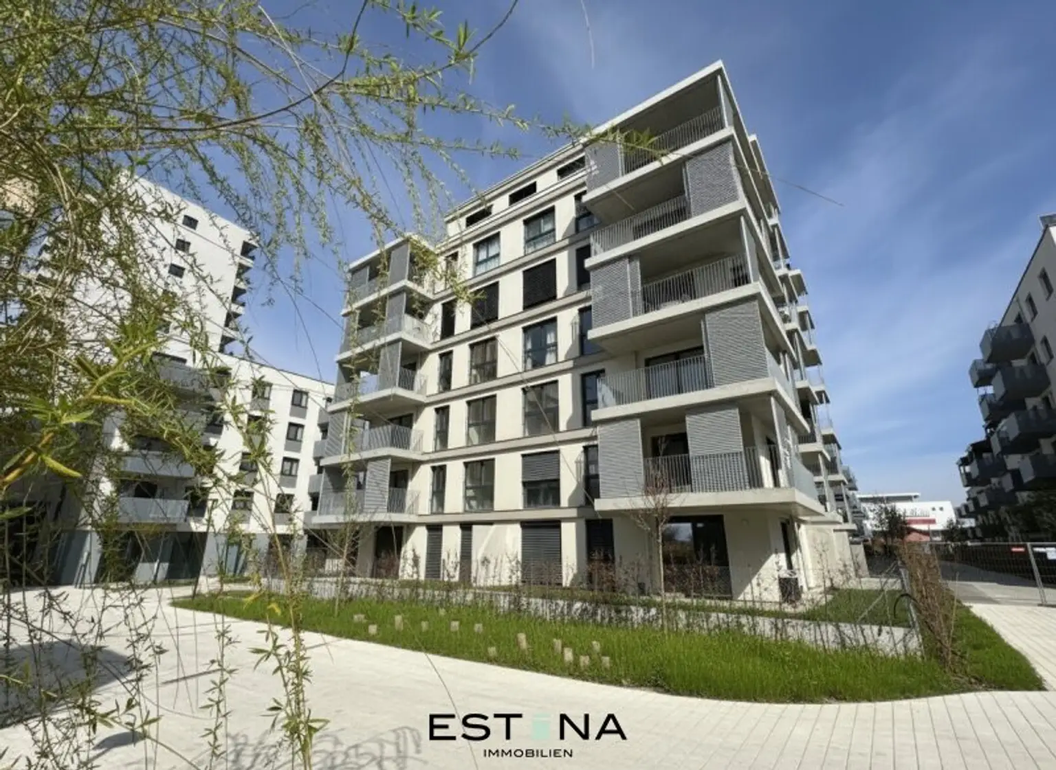 reLAX151 - Entspannt Wohnen umgeben von blühenden Gärten