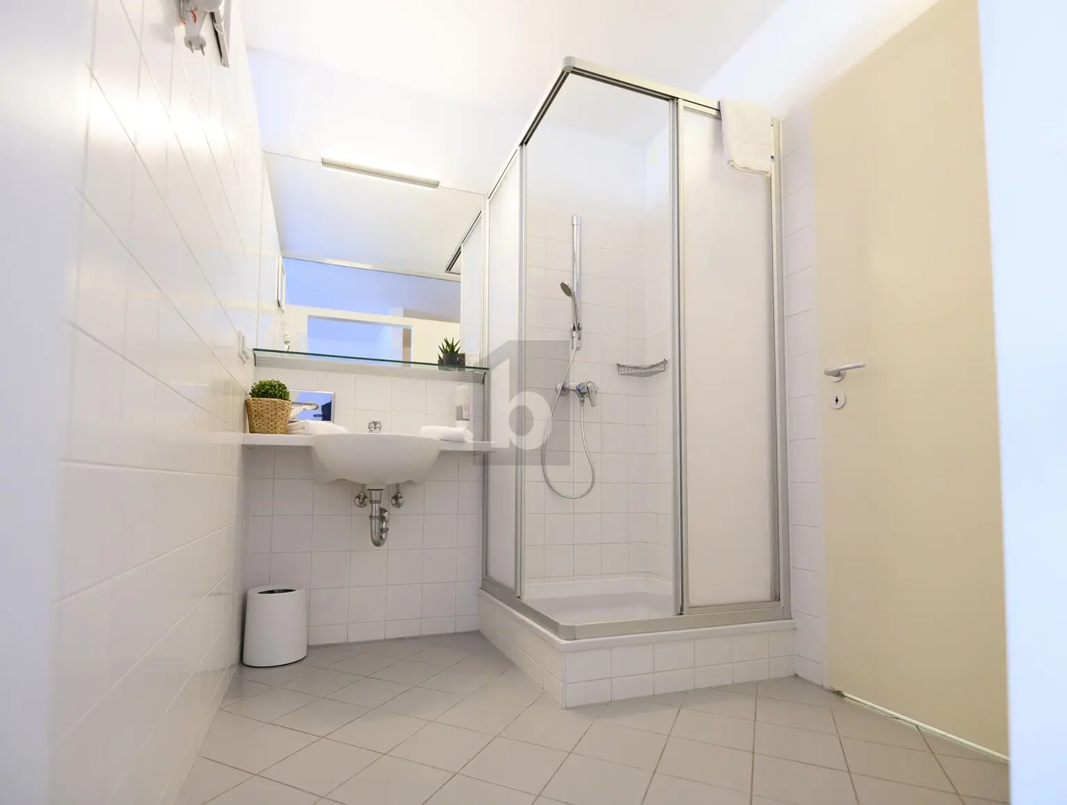 THERMENHOF - ETABLIERTES FAMILIENHOTEL MIT POTENTIAL IN ZENTRALER LAGE