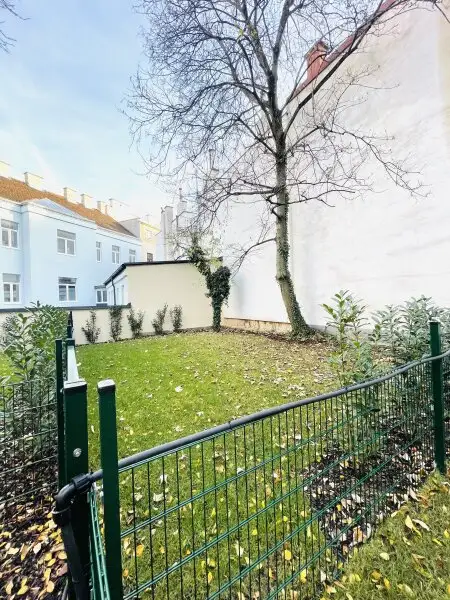 Ruheoase - 3-Zimmer-Altbauwohnung mit Terrasse, im 18. Bezirk!