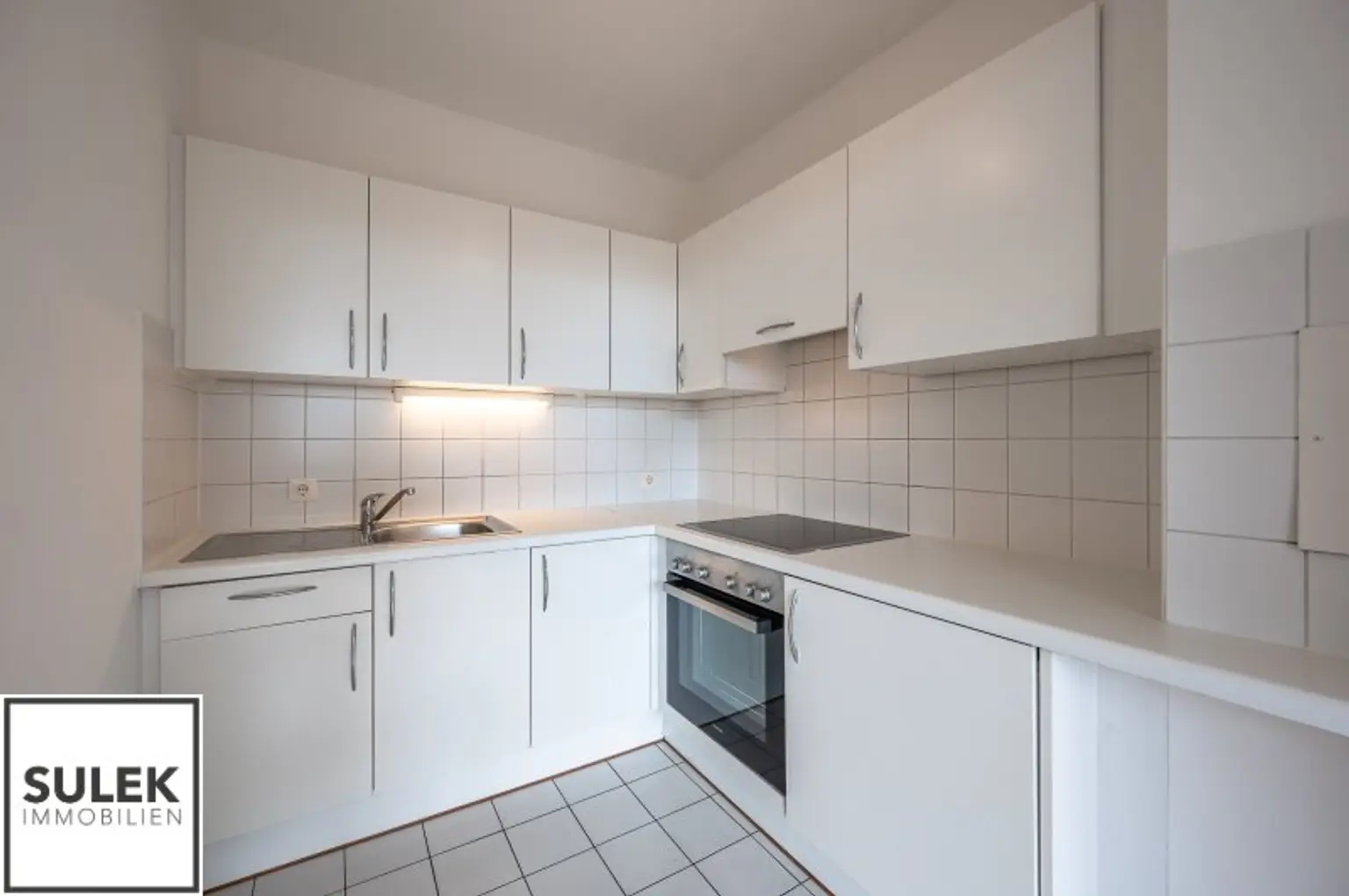 ** ab sofort; einzigartige 3 Zimmer Maisonette Dachgeschoss Wohnung // Nähe Johann-Nepomuk-Vogl-Platz // Währing **