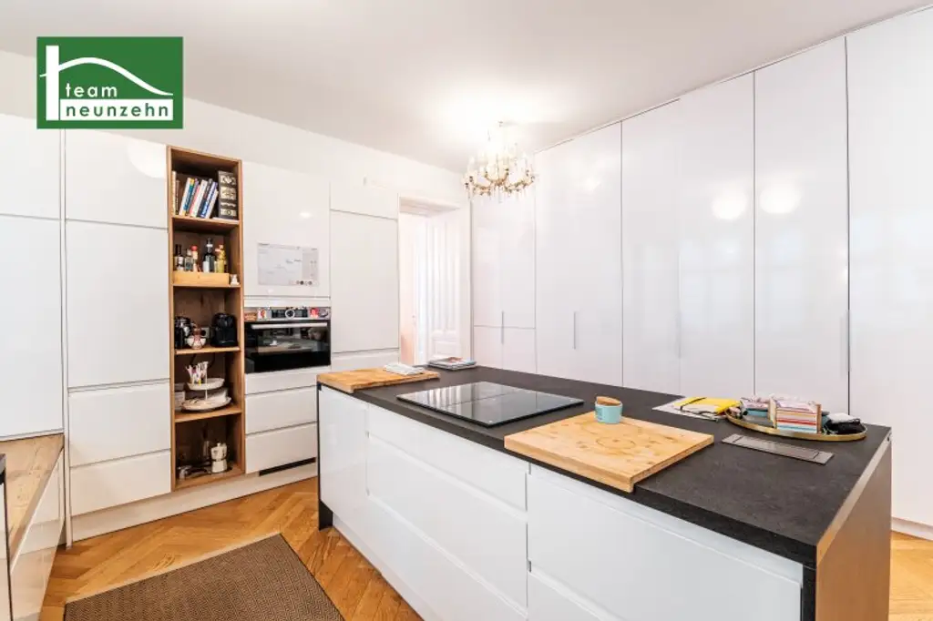 Stilvoll kernsanierte Altbauwohnung beim Servitenviertel mit Design-en-Suite-Badezimmer und Hof-Balkon-Option!