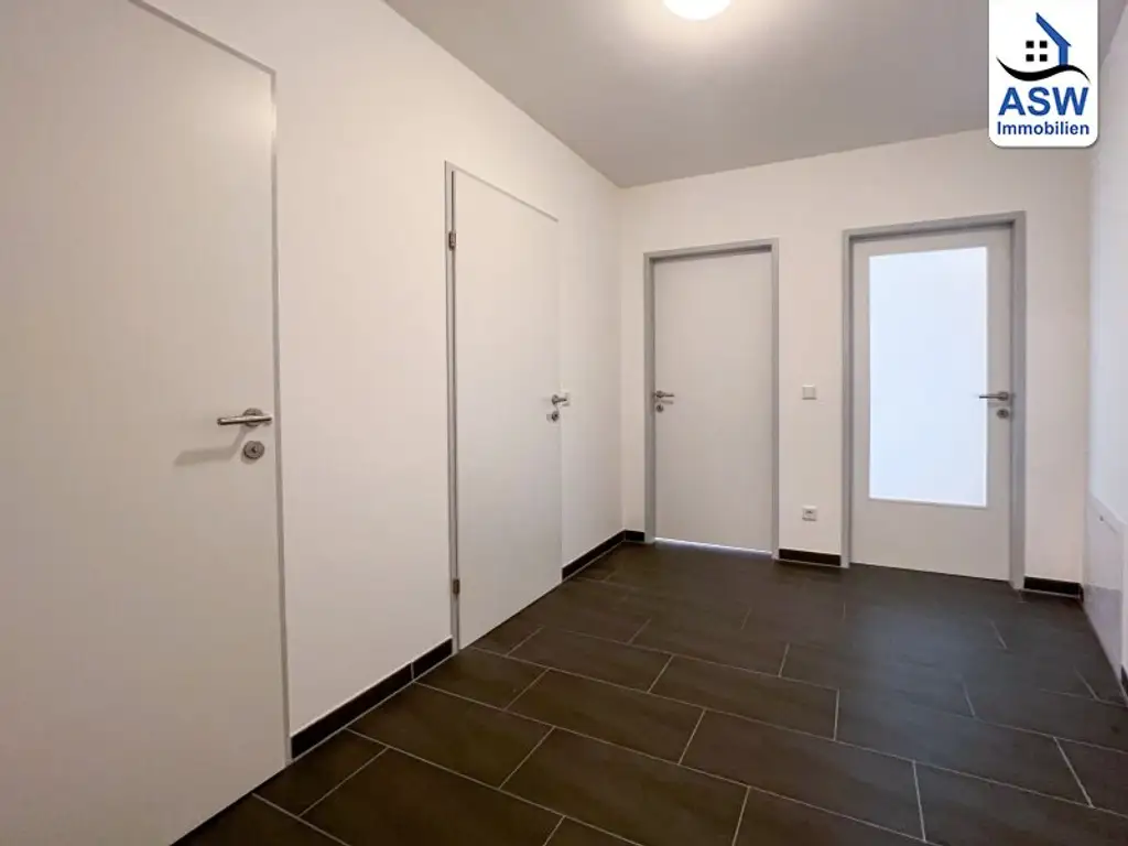 Perfekt aufgeteilte 2-Zimmerwohnung mit schöner Küche, Balkon und Loggia