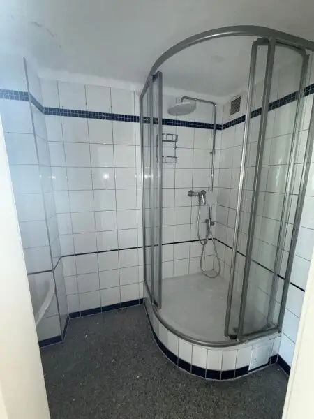 Charmanter Neubau mit modernem Komfort und Klimaanlage!
