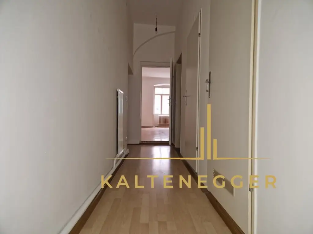 Attraktives Zinshaus mit 6 Einheiten im beliebten Stadtkern Wiener Neustadts