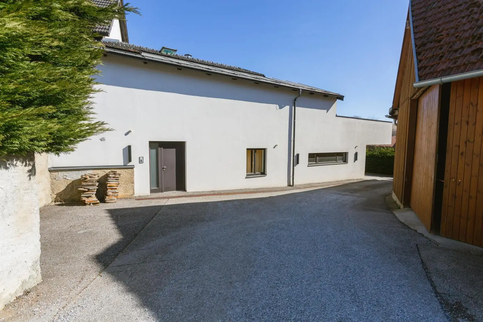 Zufahrt Garage