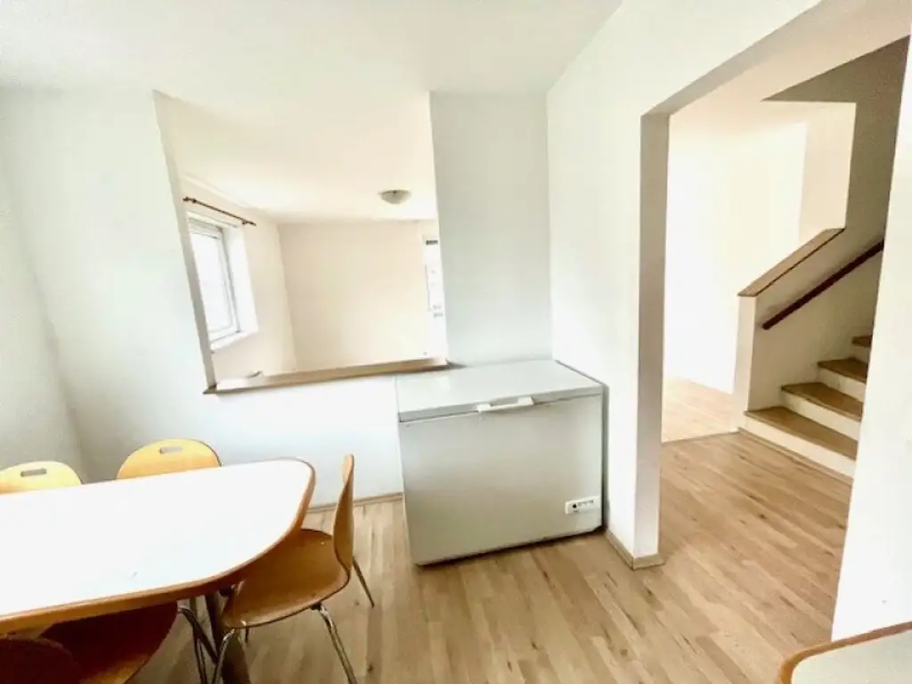 MIETOBJEKT- Wunderschönes Doppel-Haus mit herrlichen Terrassen & Garten - BRUCKHAUFEN -Nähe Donauturm - Uno- City!