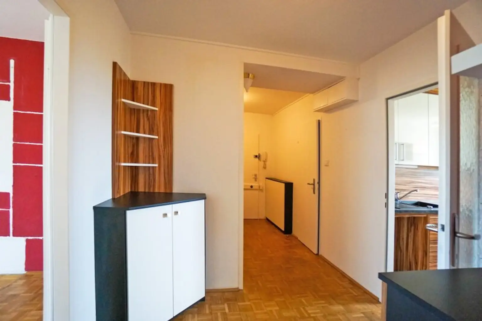 Flur Richtung Eingang