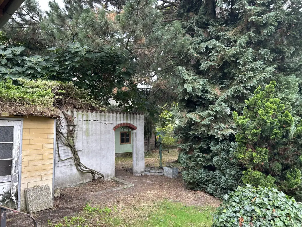 Exklusives Grundstück in Langenzersdorf mit Altbestand