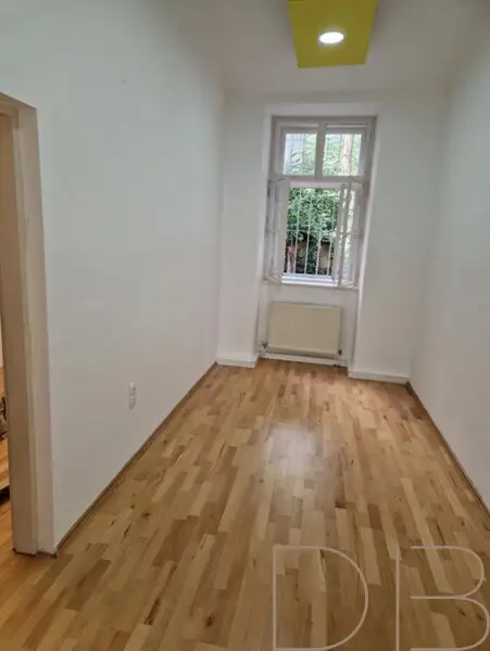 DB IMMOBILIEN | Top saniertes, vermietetes Geschäftslokal mit großem (Gewölbe) Keller zu kaufen!