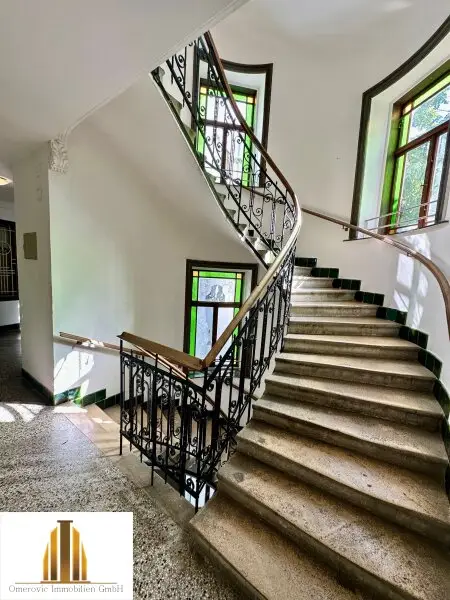 2,5 Zimmer Altbauwohnung im 1. Liftstock Nächst U3