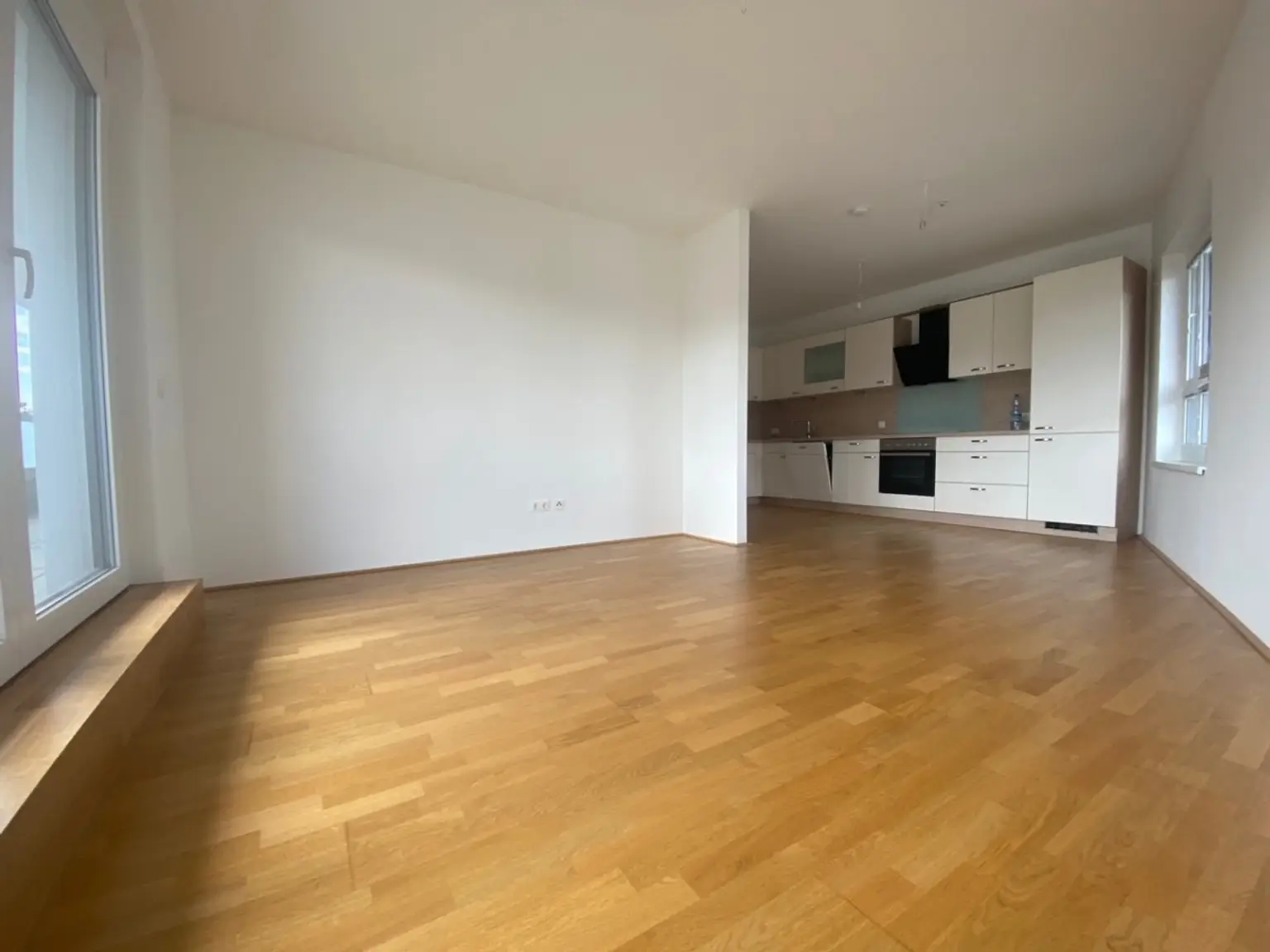 3 | NEU ++ VIER Zimmer mit TERRASSE und GARAGENPLATZ | Prima Service Immobilien