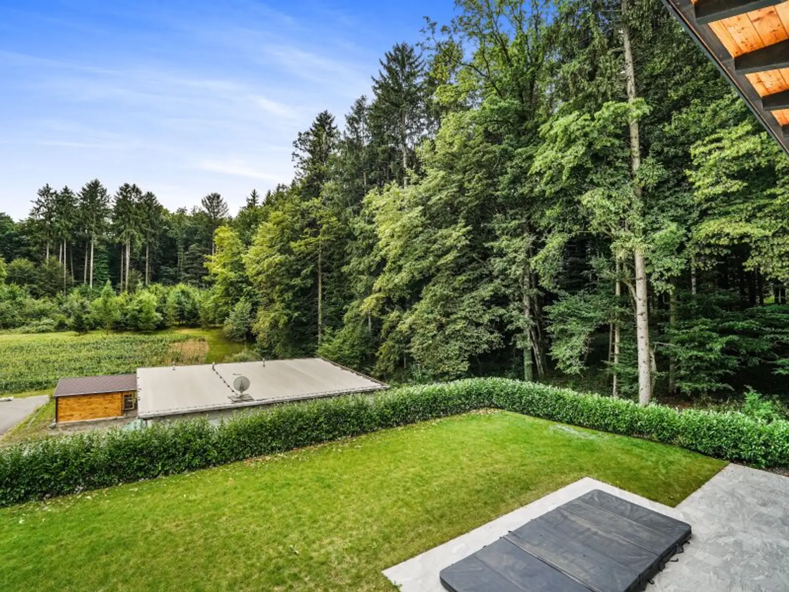 Vulkanland-Idylle trifft Design – Exklusives Architektenhaus in Kirchbach