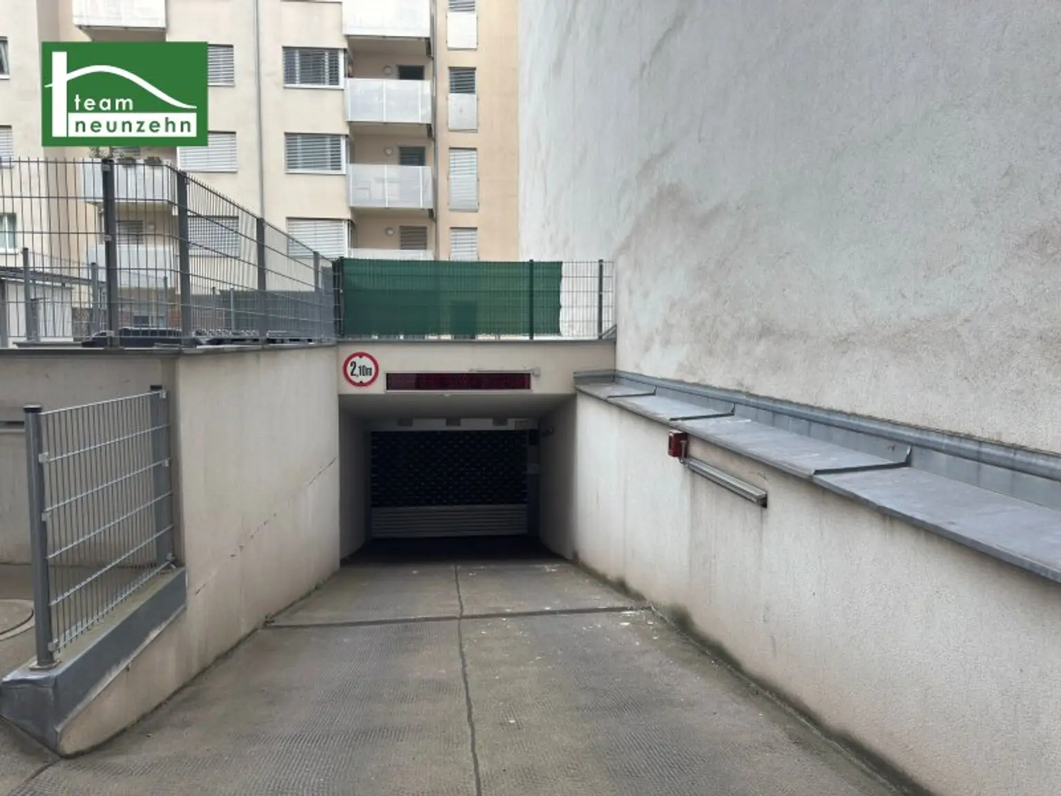Exklusive 4-Zimmer-Wohnung in Bestlage beim Rochusmarkt ab sofort verfügbar *Inkl Küche*