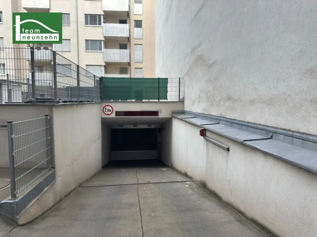Exklusive 4-Zimmer-Wohnung in Bestlage beim Rochusmarkt ab sofort verfügbar *Inkl Küche*