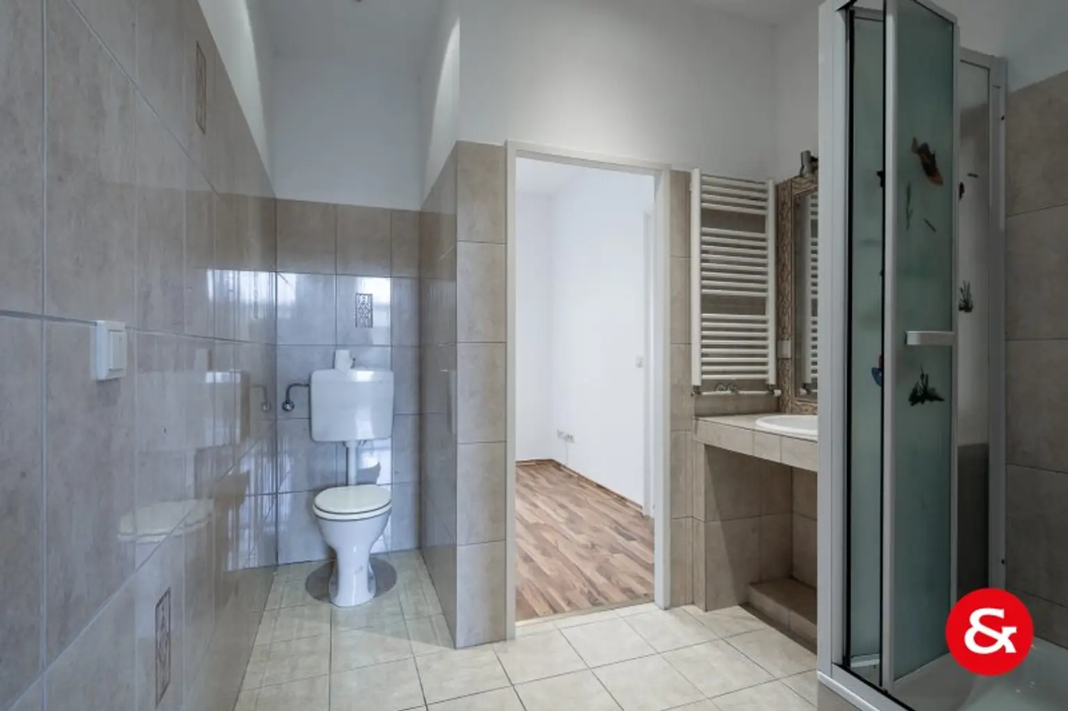 Hell, renovierte 3-Zimmerwohnung mit tollem Ausblick!