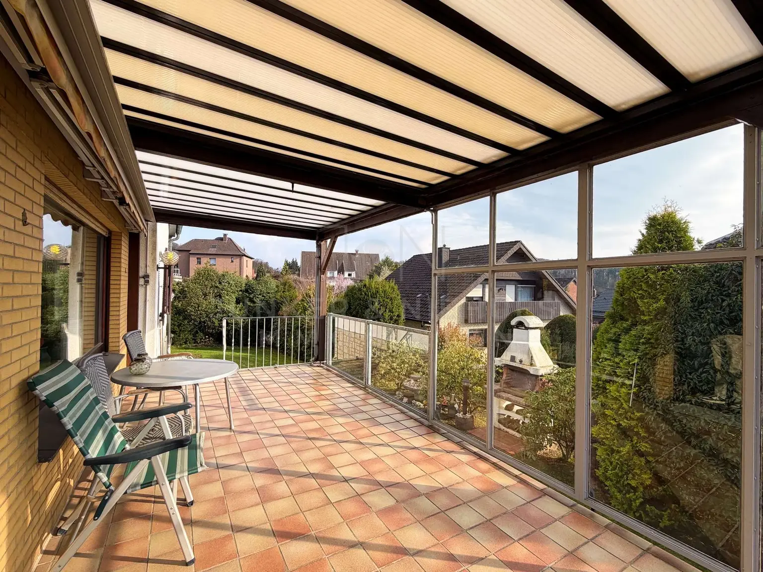 Überdachte Terrasse