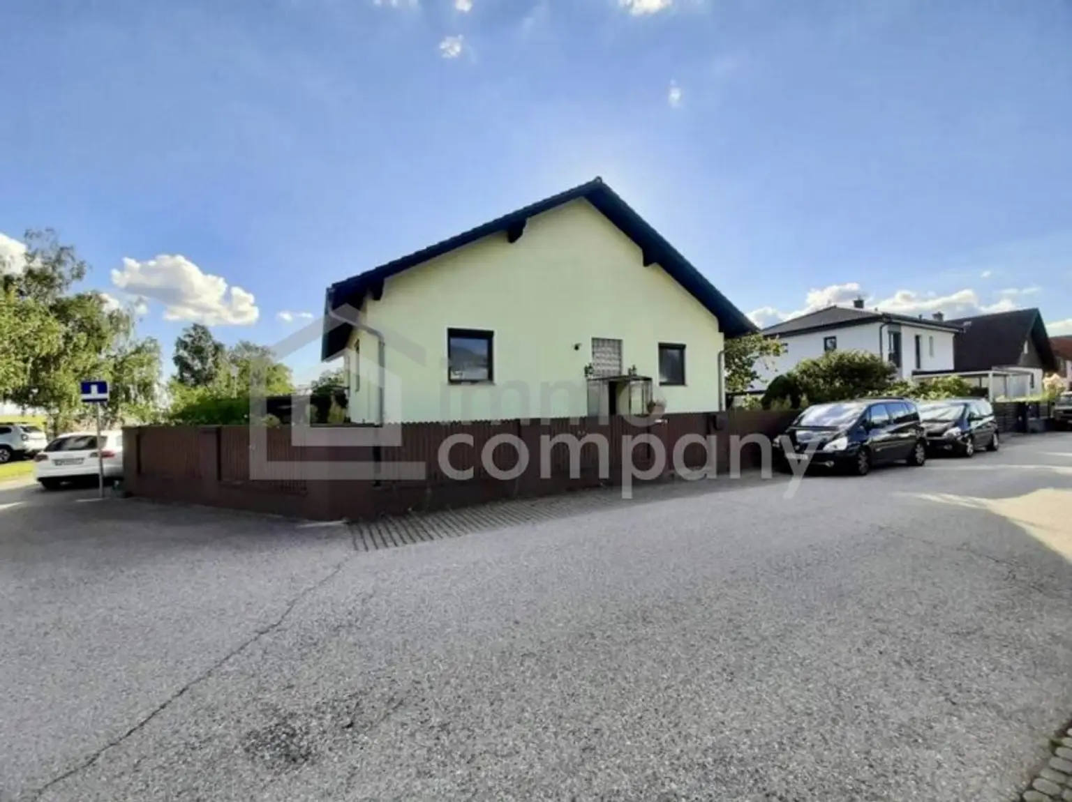 Einfamilienhaus mit Eckgrundstück Nähe Wien!