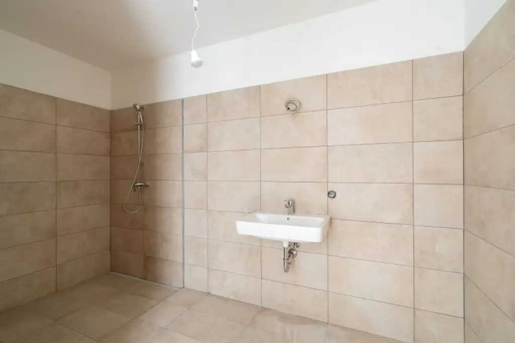 PROVISIONSFREI: Moderne 2-Zimmer-Wohnung mit Terrasse und Stadtblick in Ansfelden/Nettingsdorf