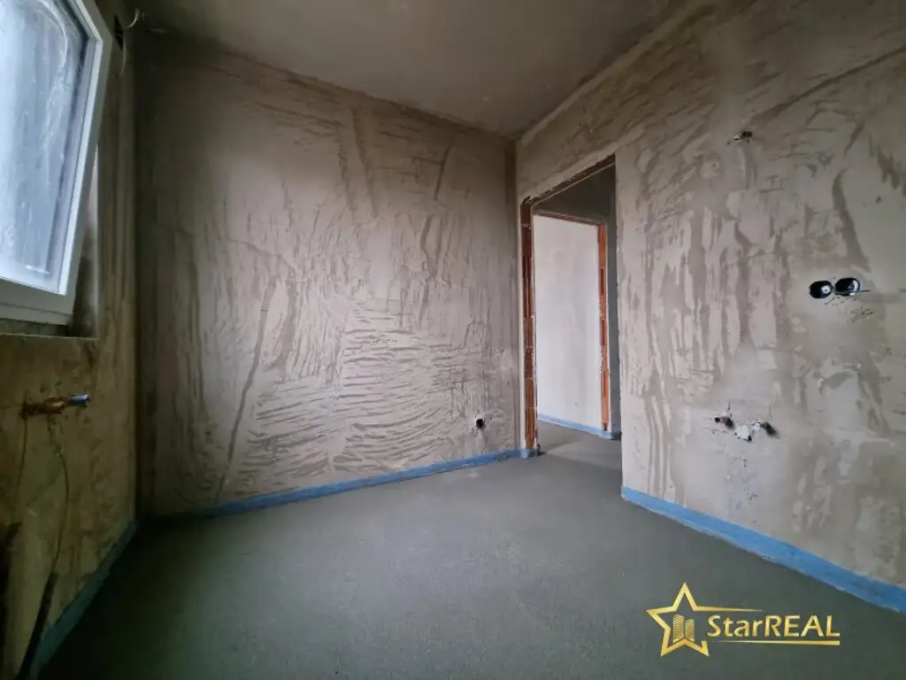 KURZ VOR FERTIGSTELLUNG! 208 m² NFL! 5-ZIMMER, KELLER, BALKON, TERRASSE, CARPORT UND GROSSER GARTEN. ZIEGELQUALITÄT MIT UNVERBAUBAREM GRÜNBLICK.