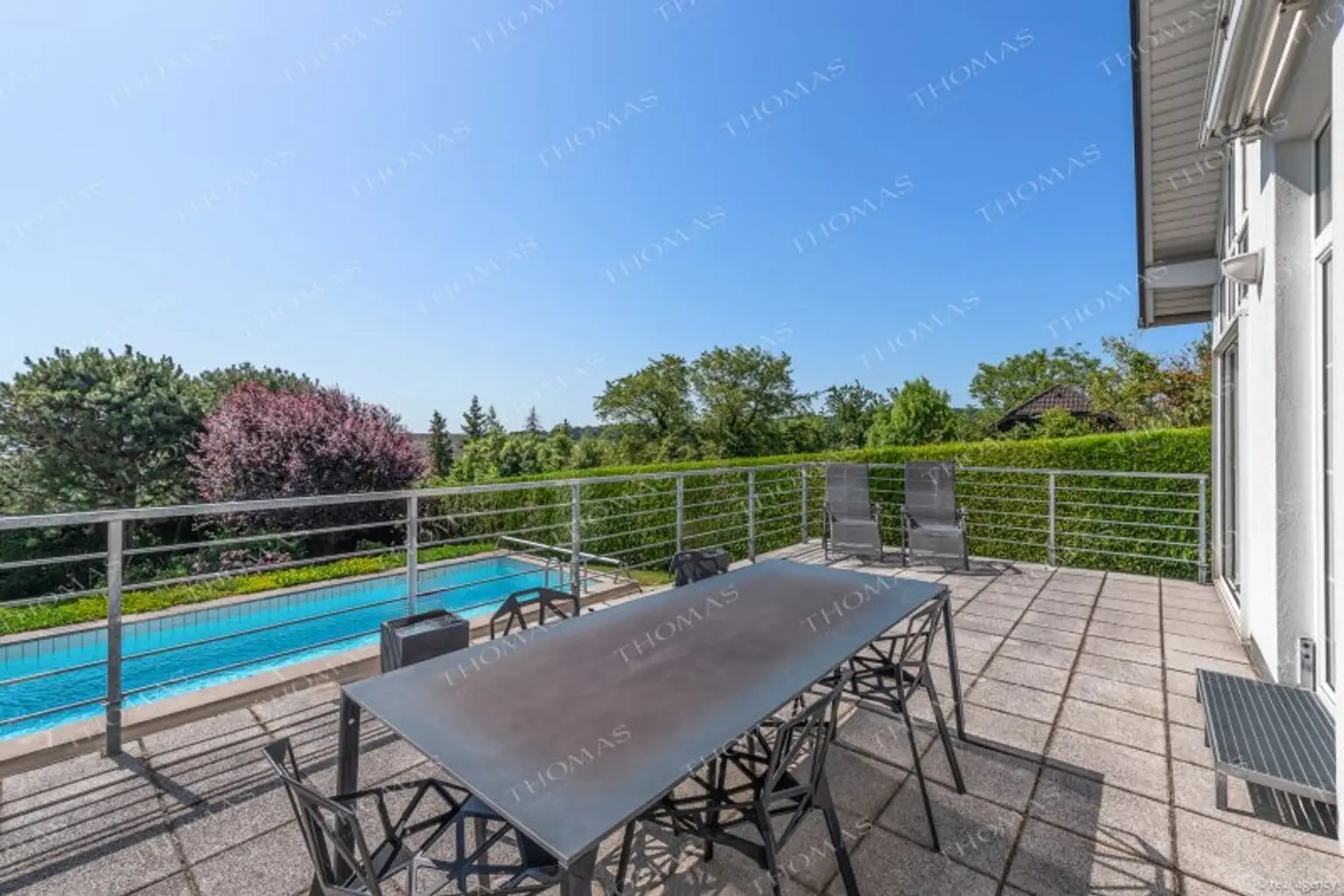 Exklusives Einfamilienhaus mit Weitblick über Wien in Hagenbrunn !