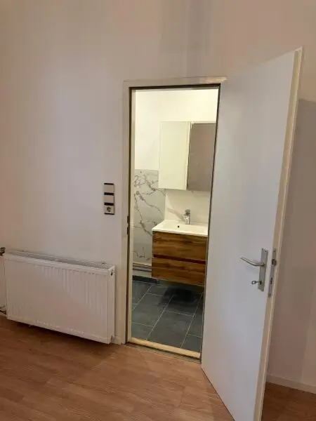 Haus im 23. Bezirk nahe U-Bahn