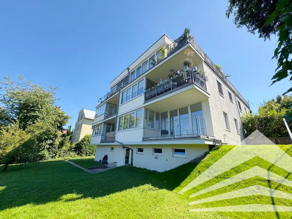 ***Traumhafte 2 Zi.-Wohnung mit Balkon, Eigengarten & TG-Platz am Fuße des Pöstlingbergs***
