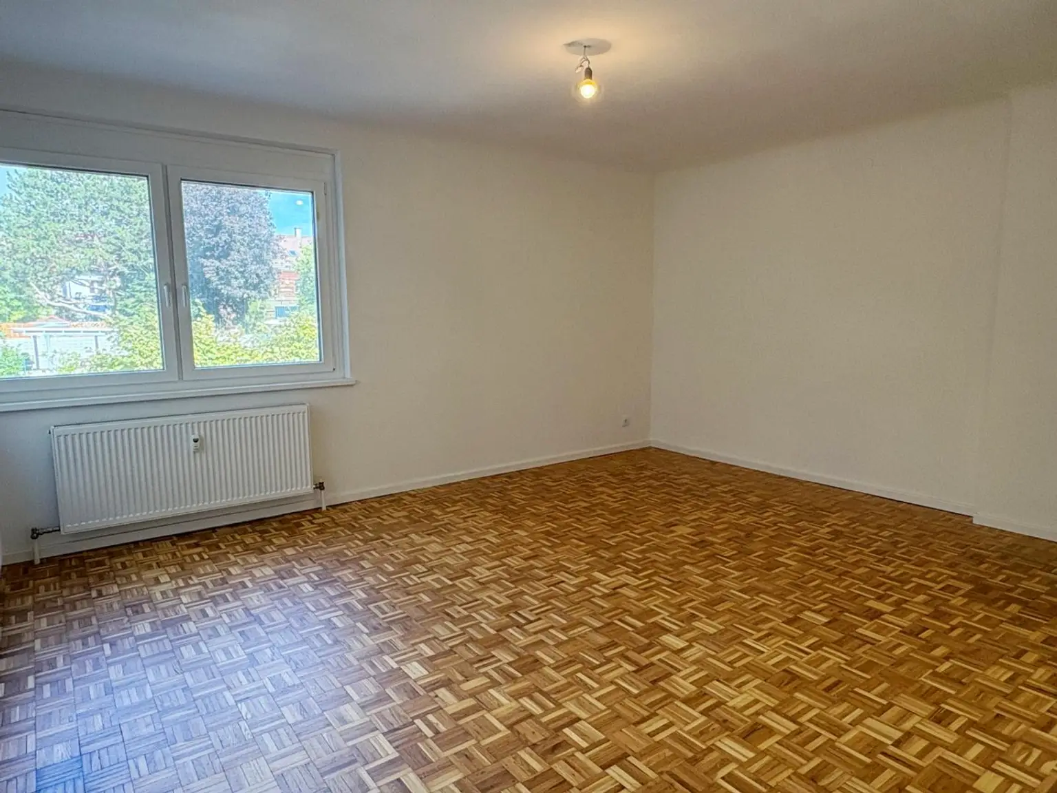 "HEREINspaziert! – 2 Zimmerwohnung & LOGGIA“